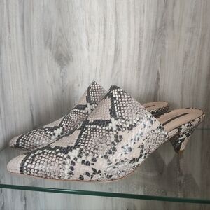 Kate Spade New York Ryan Mules in a snake-print leather, SZ 8.5, 2 1/4 Cone Heel